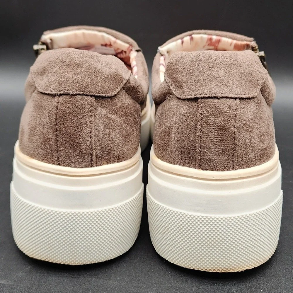 Maurices 9 Brown Tegan Platform Zip Up Sneaker Faux Suede Boho Casual Streetwear